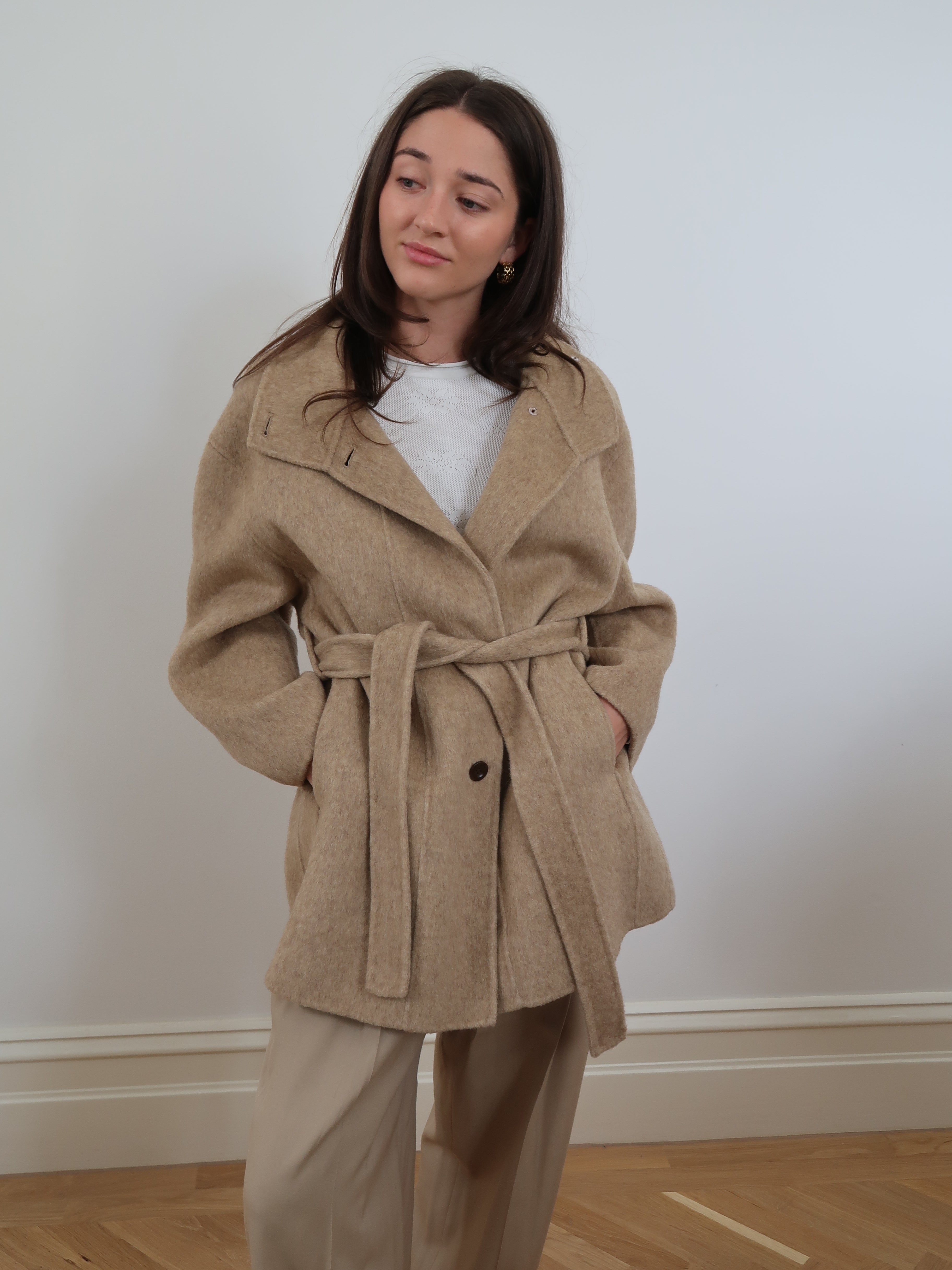 Medium Length Coat with Belt - Beige SM008