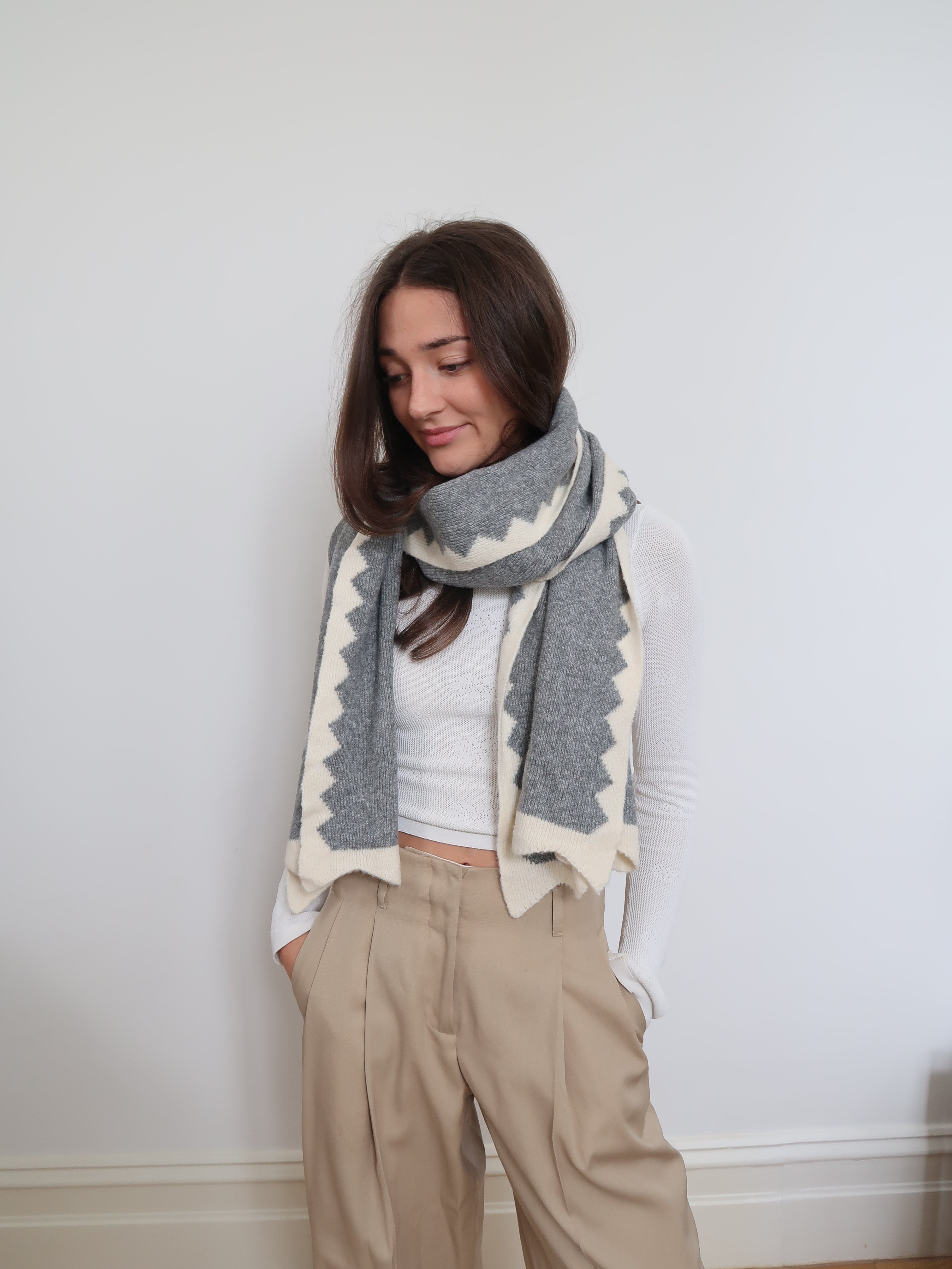 Wool Blend Scarf with Zigzag Line - TS2415