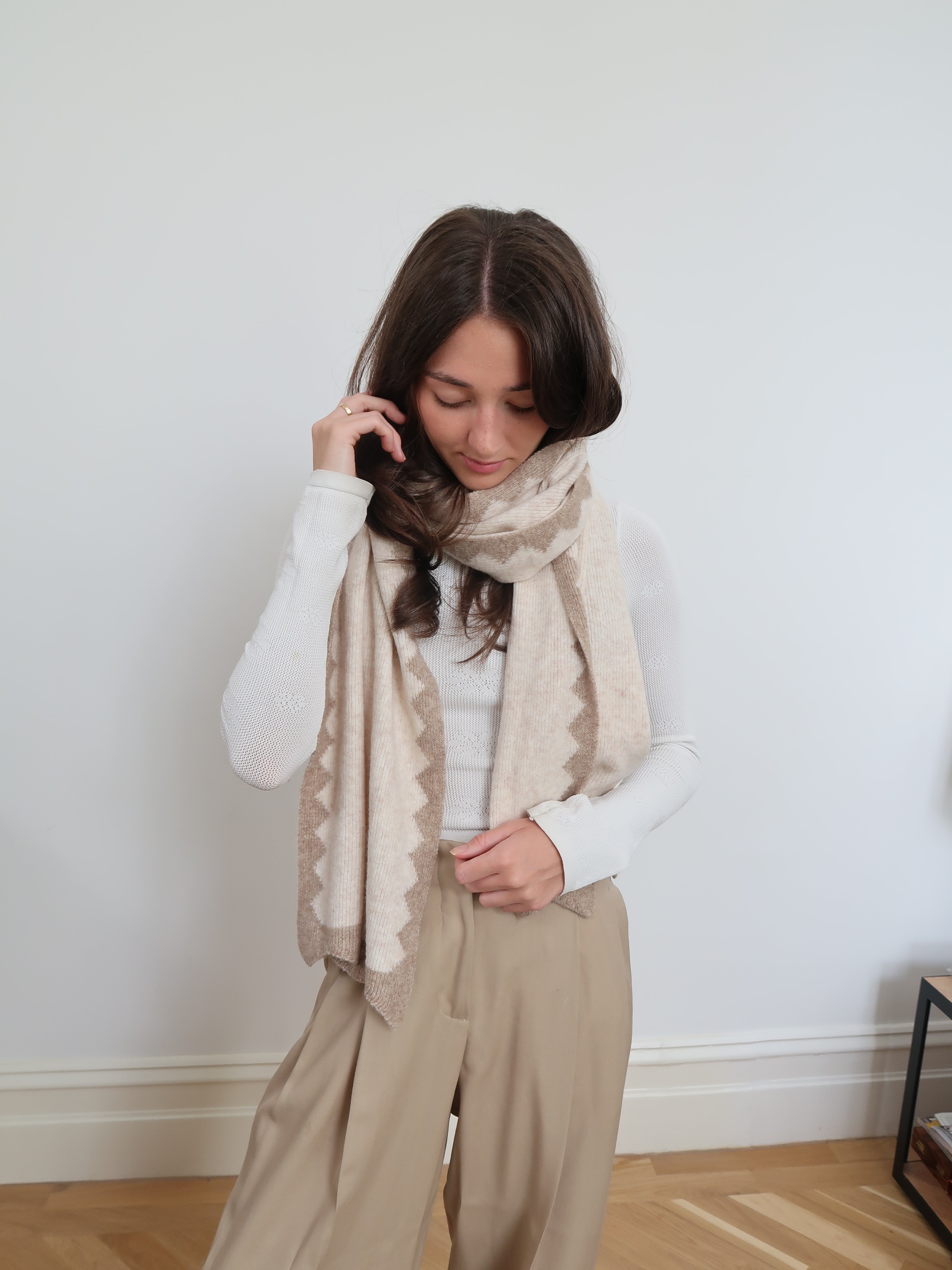 Wool Blend Scarf with Zigzag Line - TS2415