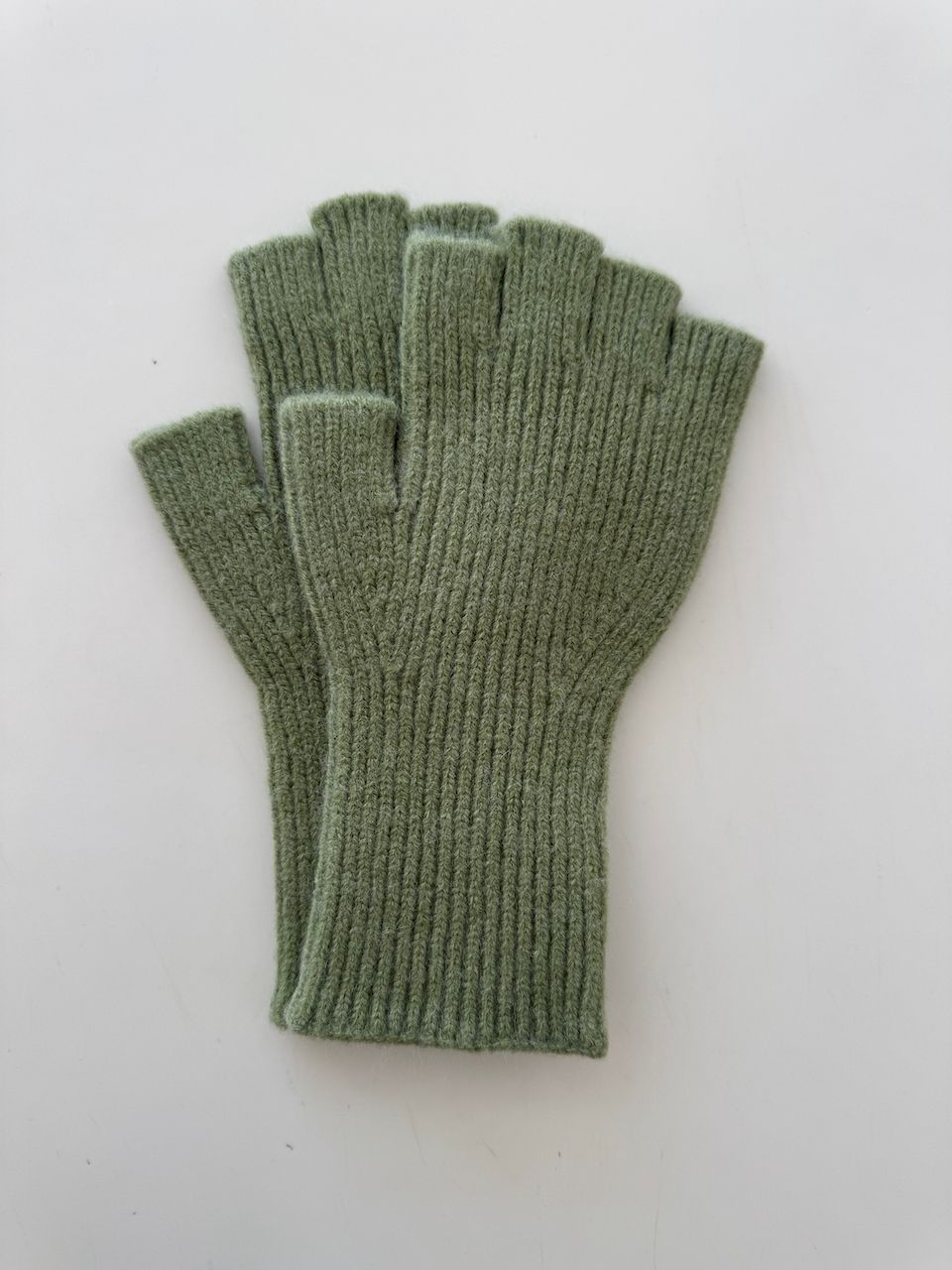 Fingerless Knit Gloves GLO16