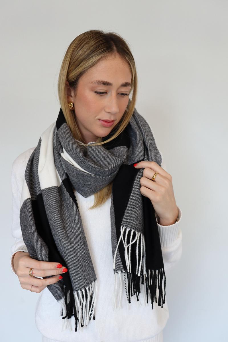 Soft Touch Check Scarf - 332002