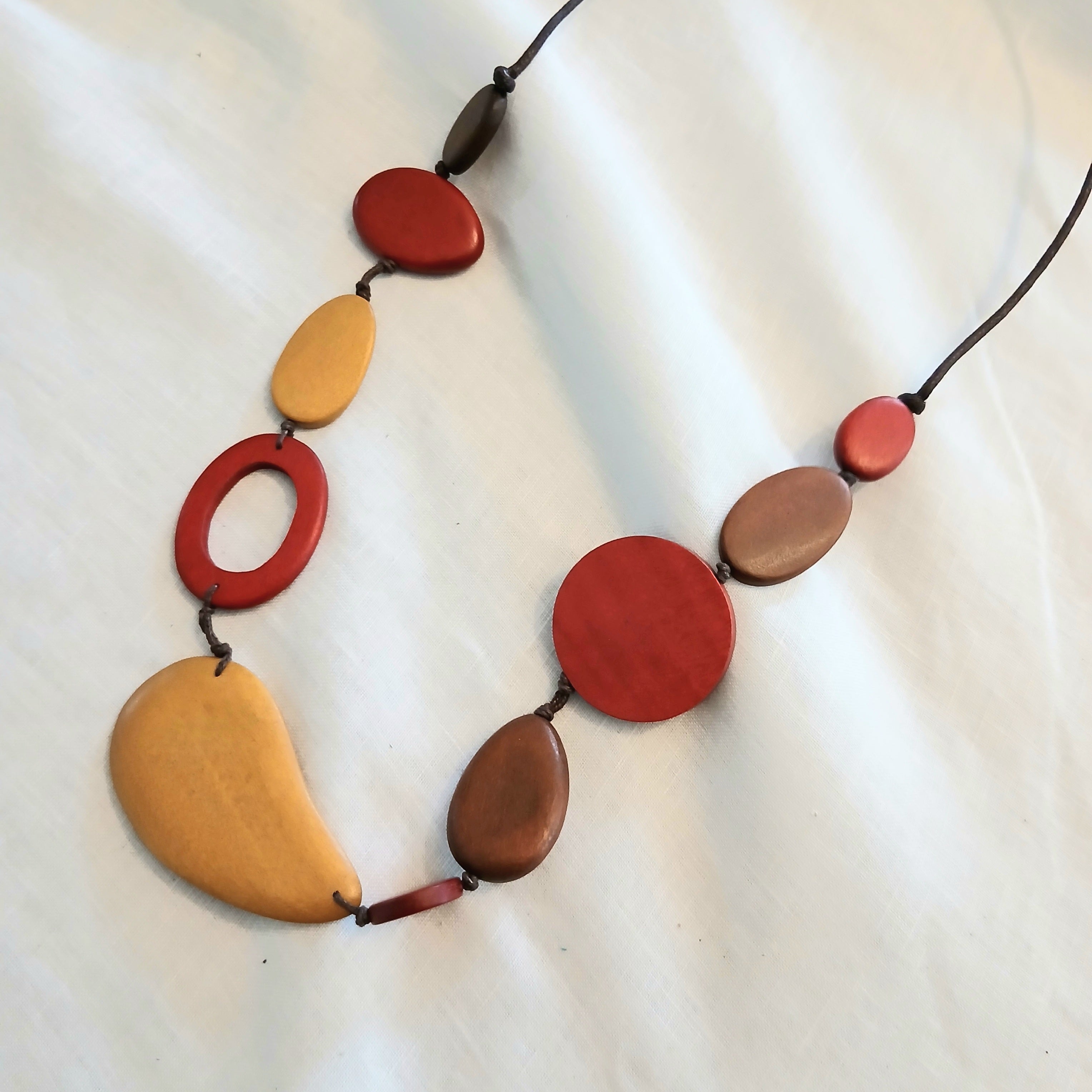Large Wooden Piece Beaded Necklace N7-873