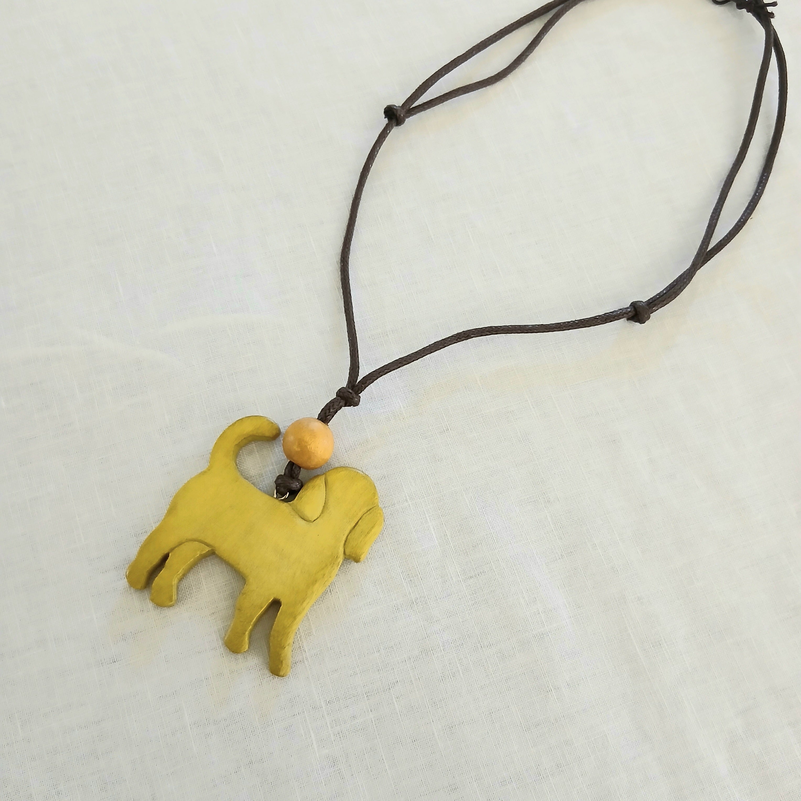 Wooden Dog Pendant Necklace N7-1366