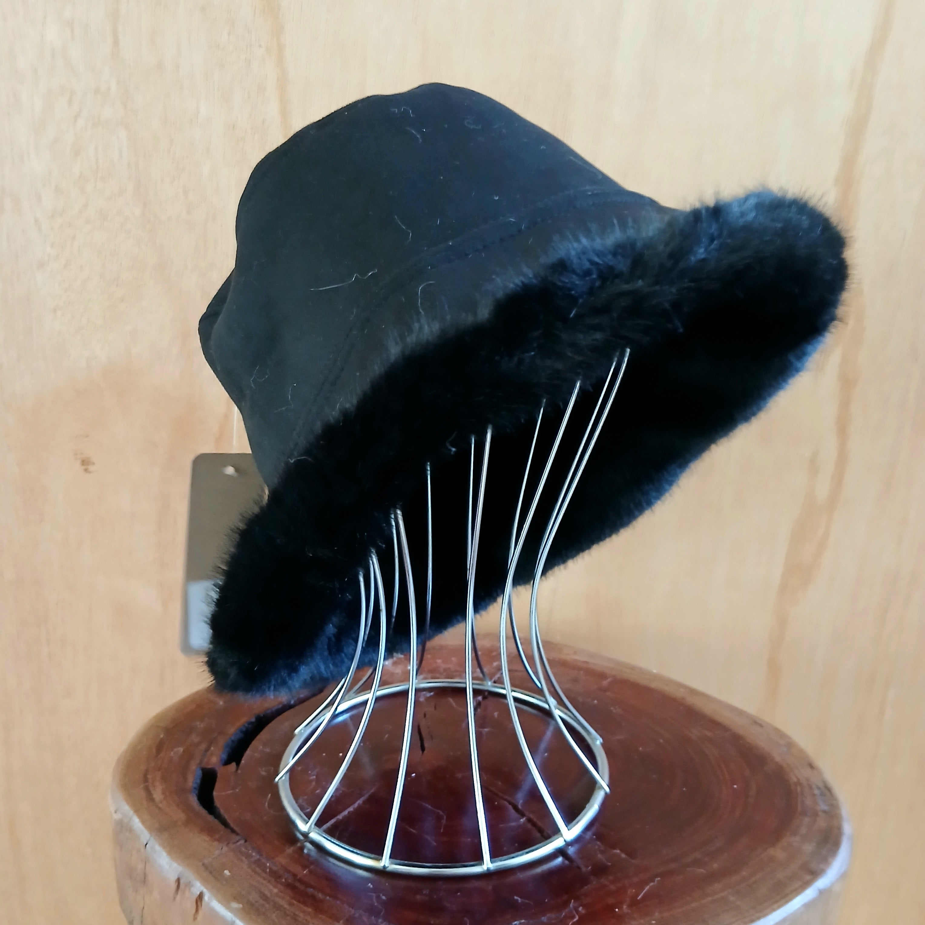 Classic Style Bucket Hat 7523