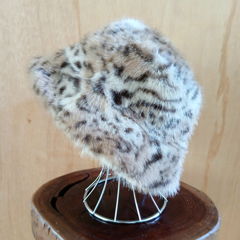 Fluffy Faux Fur Bucket Hat Leopard 7532