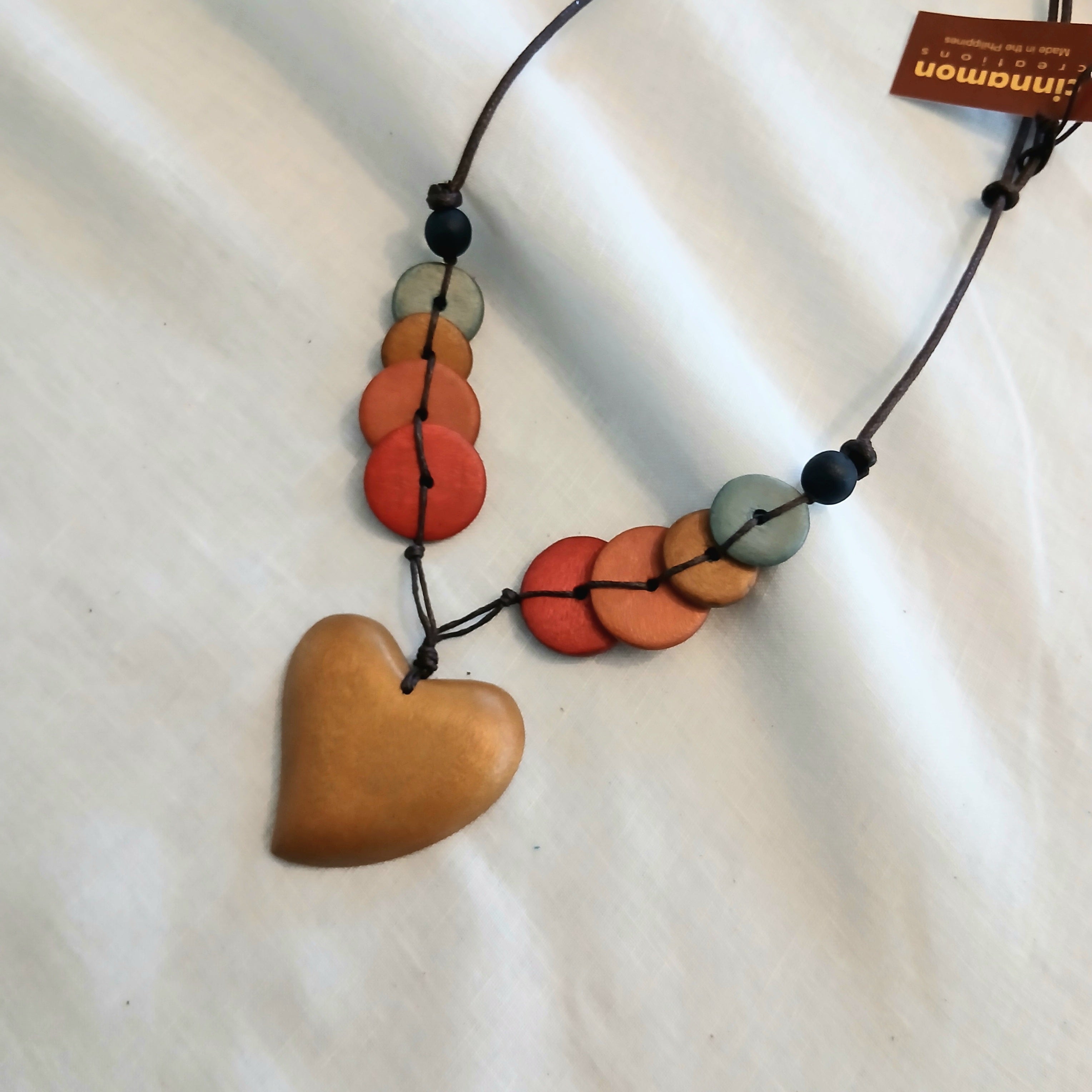 Layered Wooden Pieces with Heart Shape N7-929