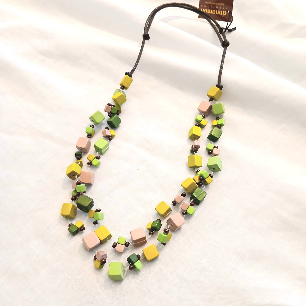 Whimsical Wooden Beaded Necklace Multicoloured N7-1428