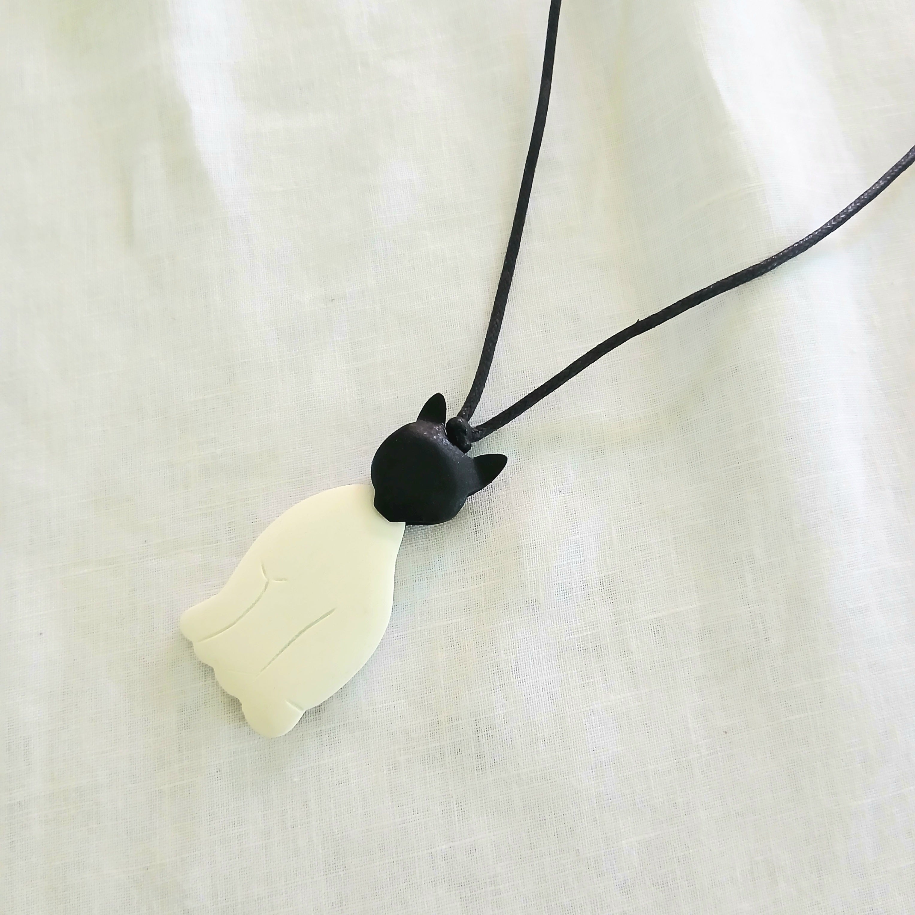 Simple Cat Wooden Pendant Necklace N6-5979