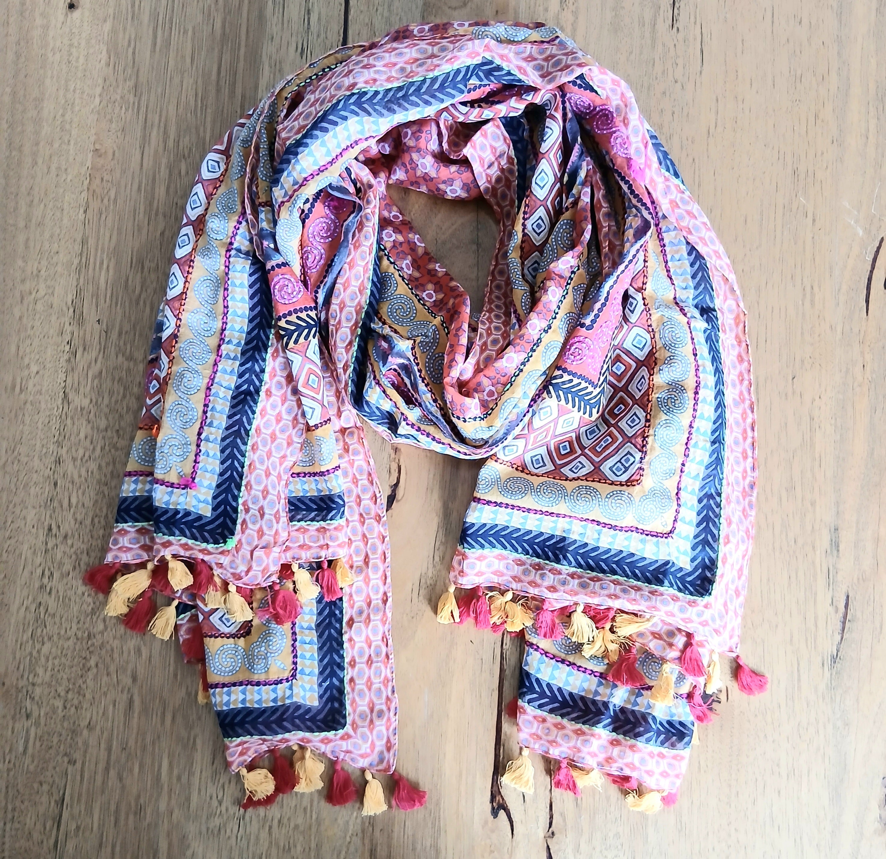 Cotton Scarf Embroidered and Tassels - 66028