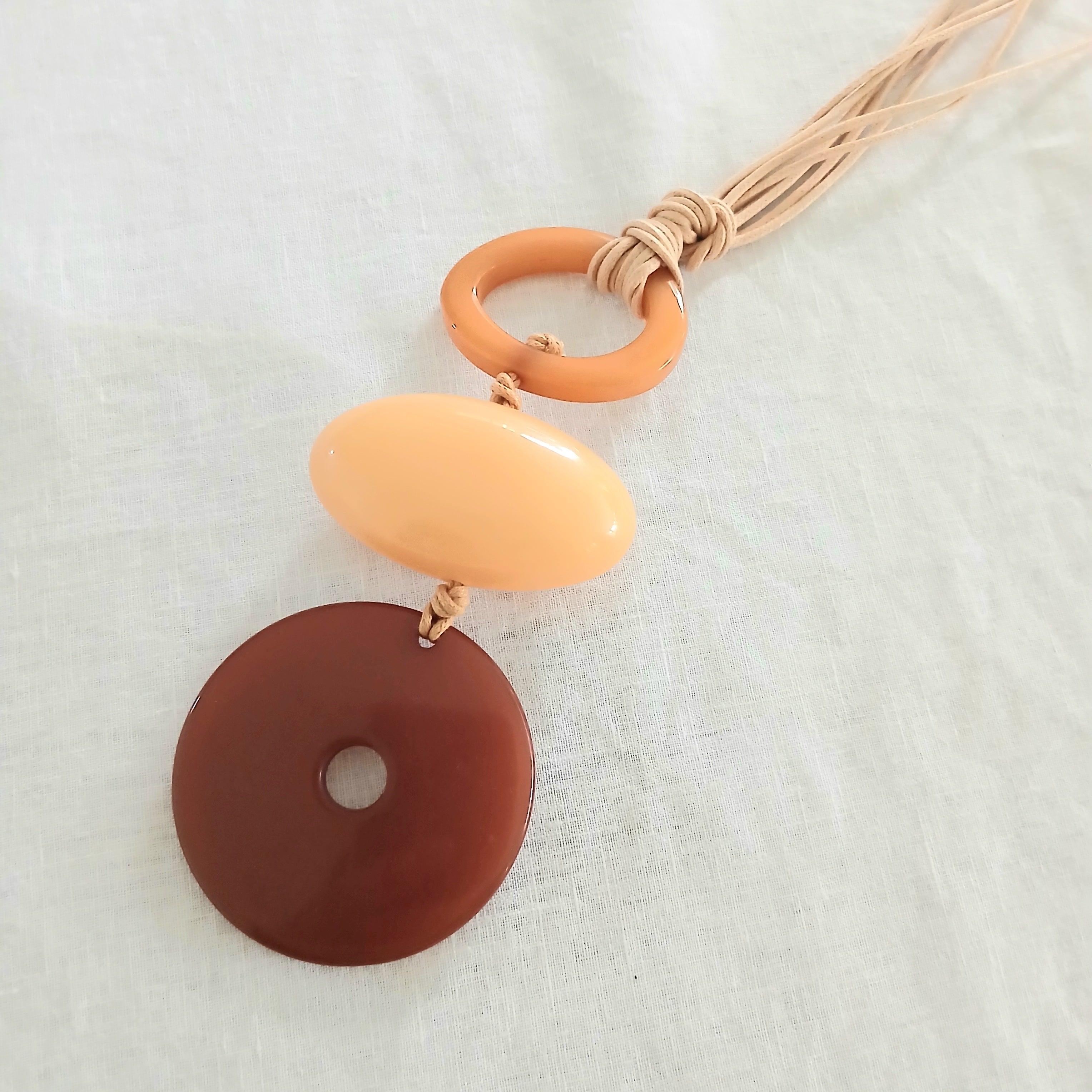 3 Shape Resin Necklace NK-34760