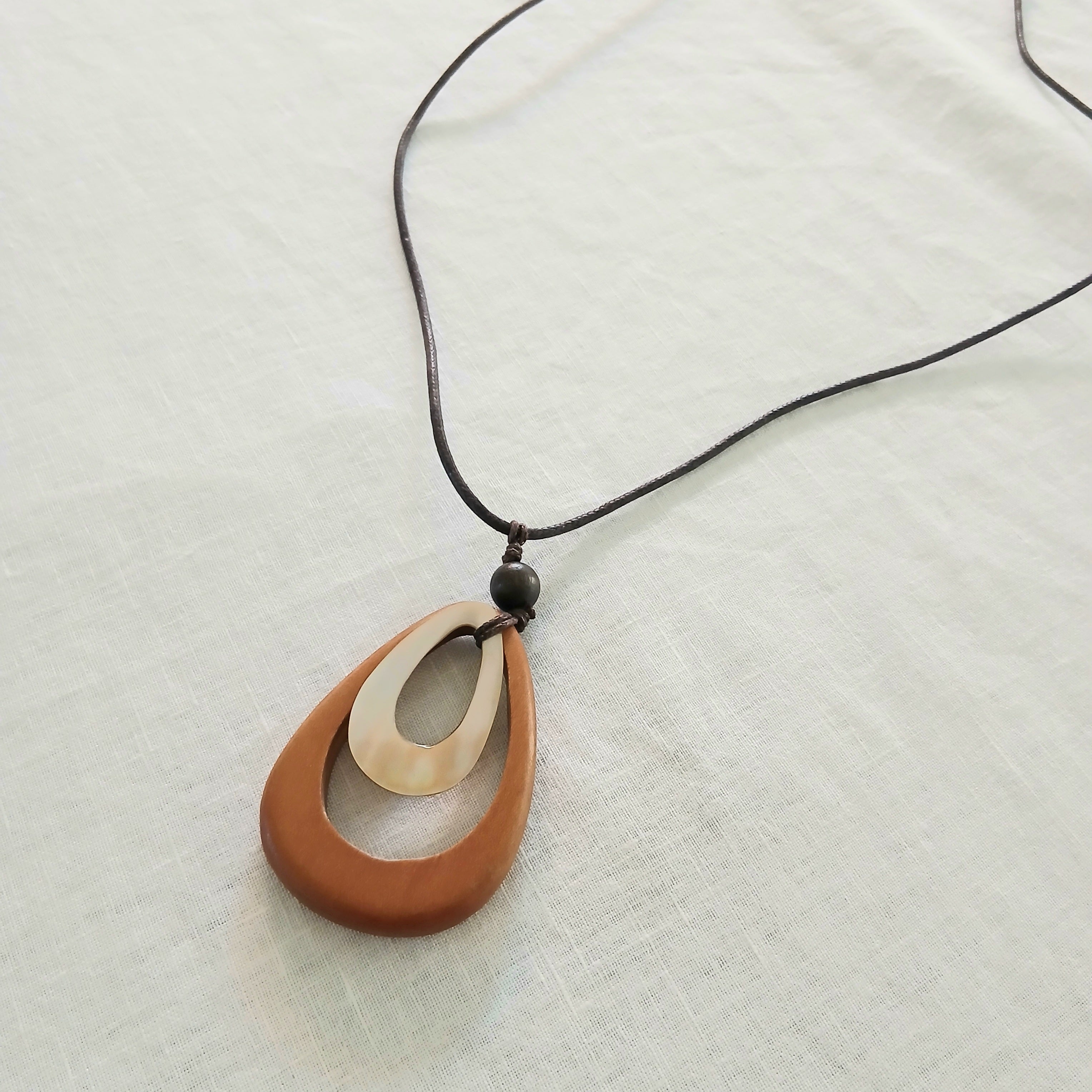 Wooden Teardrop Pendant in Pendant Necklace N6-3223W