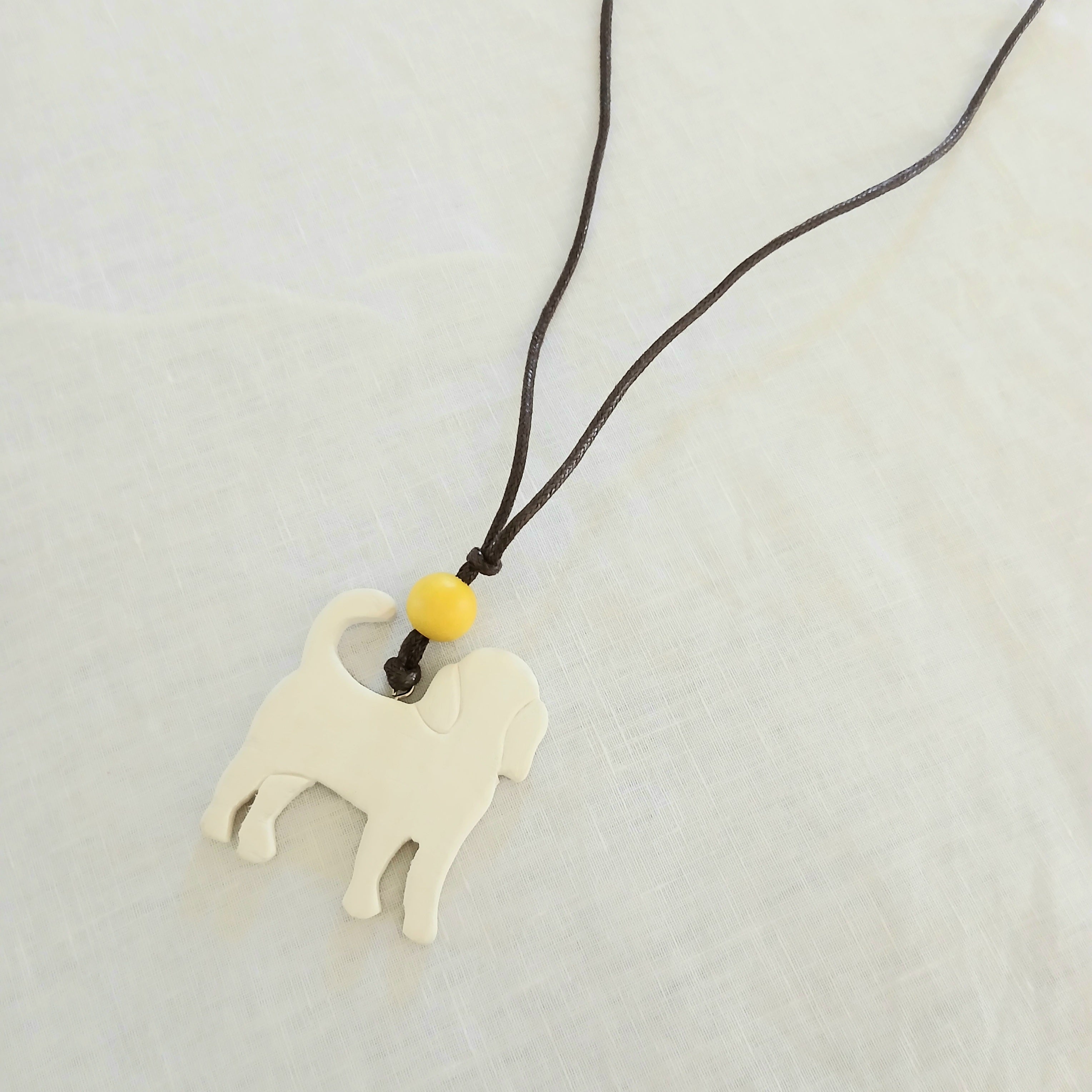 Wooden Dog Pendant Necklace N7-1366
