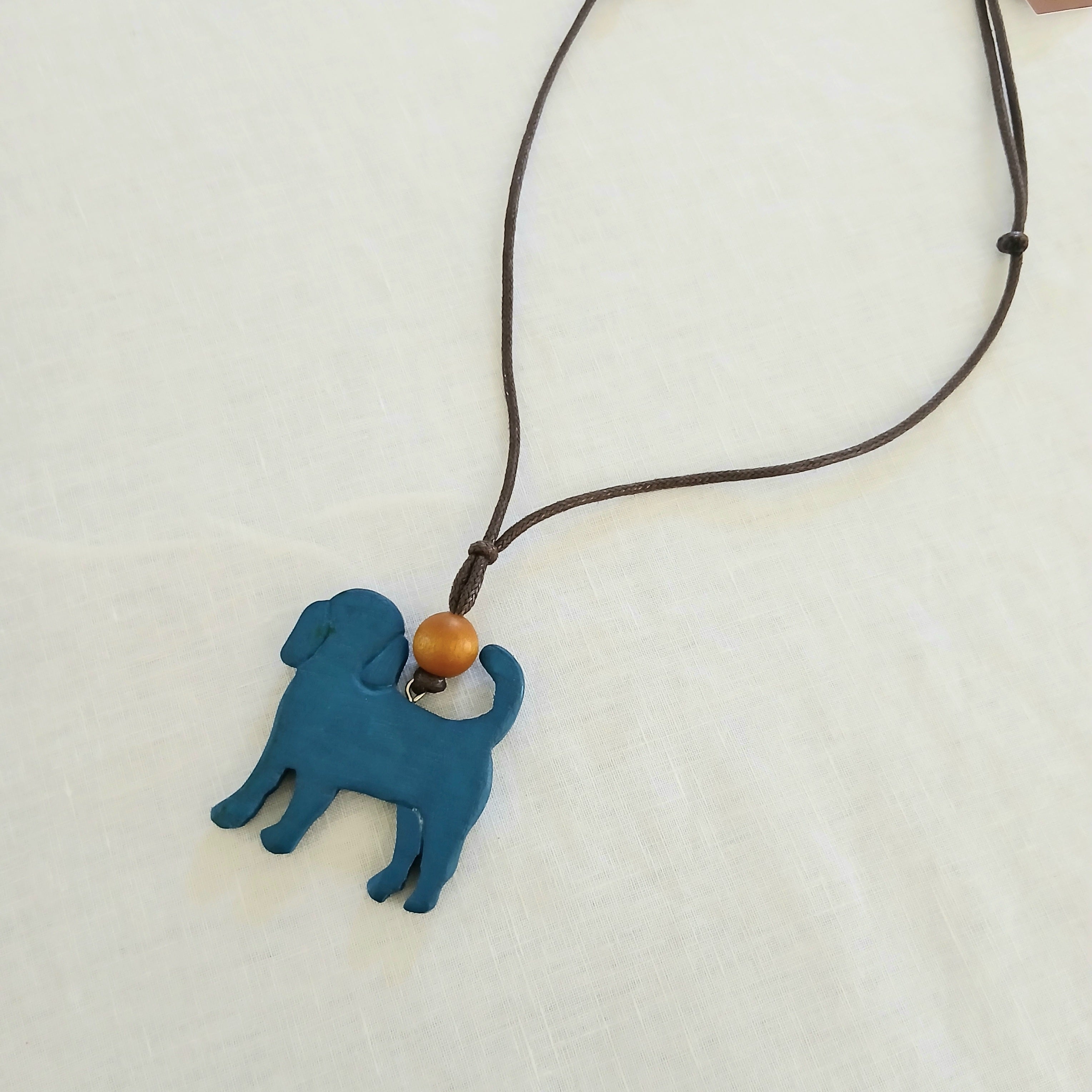 Wooden Dog Pendant Necklace N7-1366