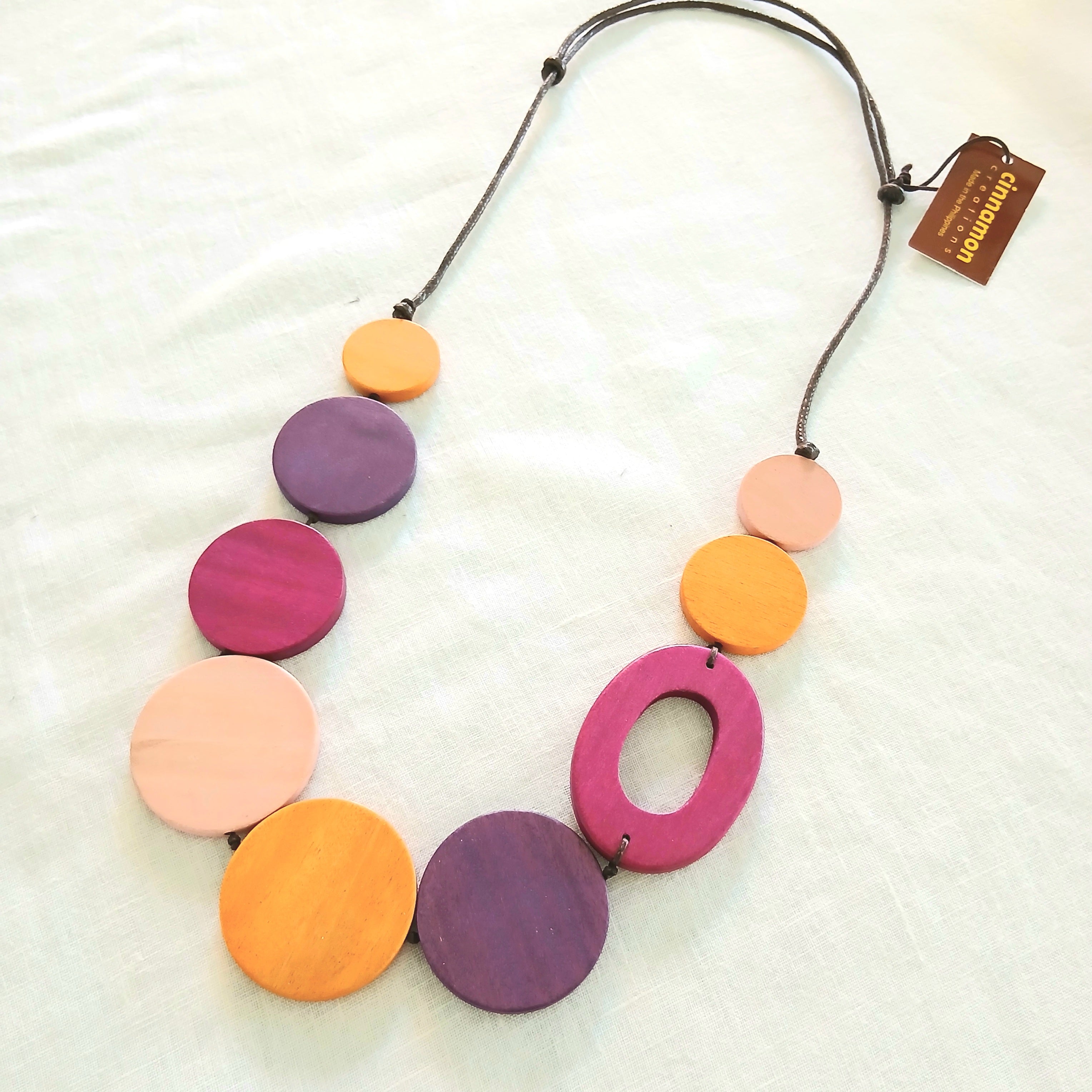 Wooden Circles and Oval with Hole Beaded Necklace N7-1378