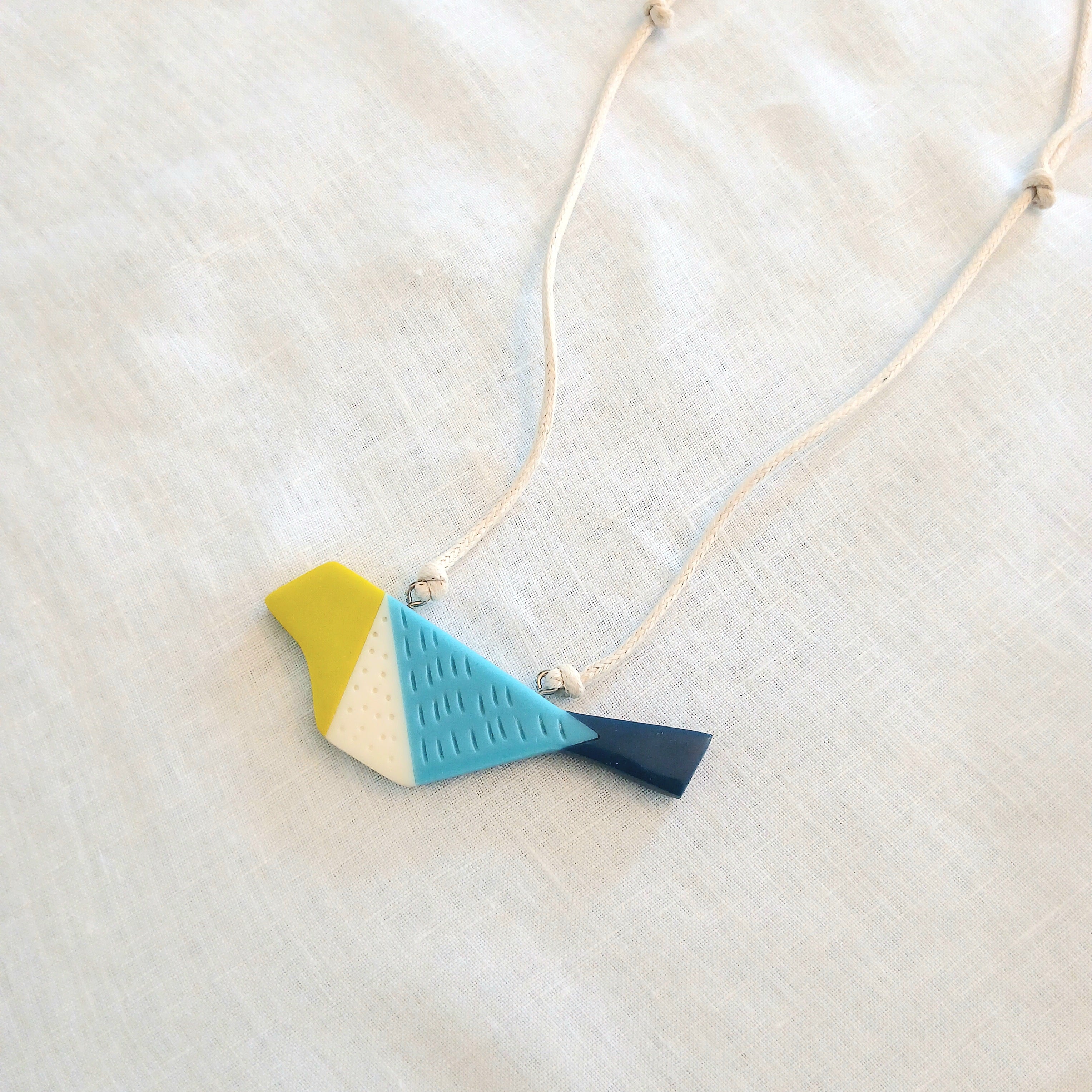 Geo Bird Necklace N8-08