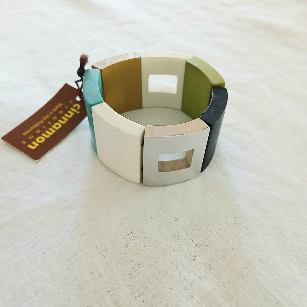 Wooden Chunky Beaded Bracelet BA7-1359