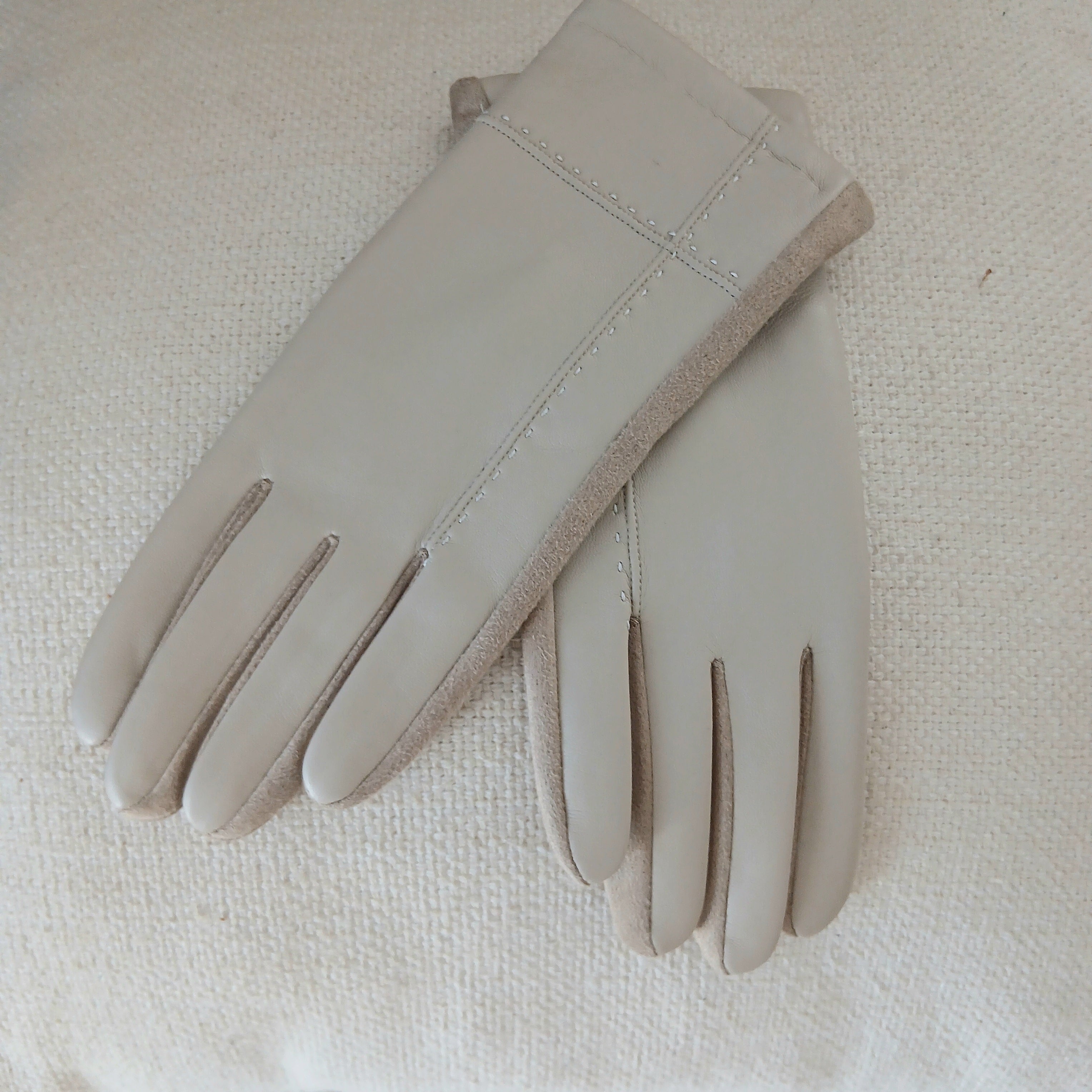 Faux Leather and Suede Glove GL031