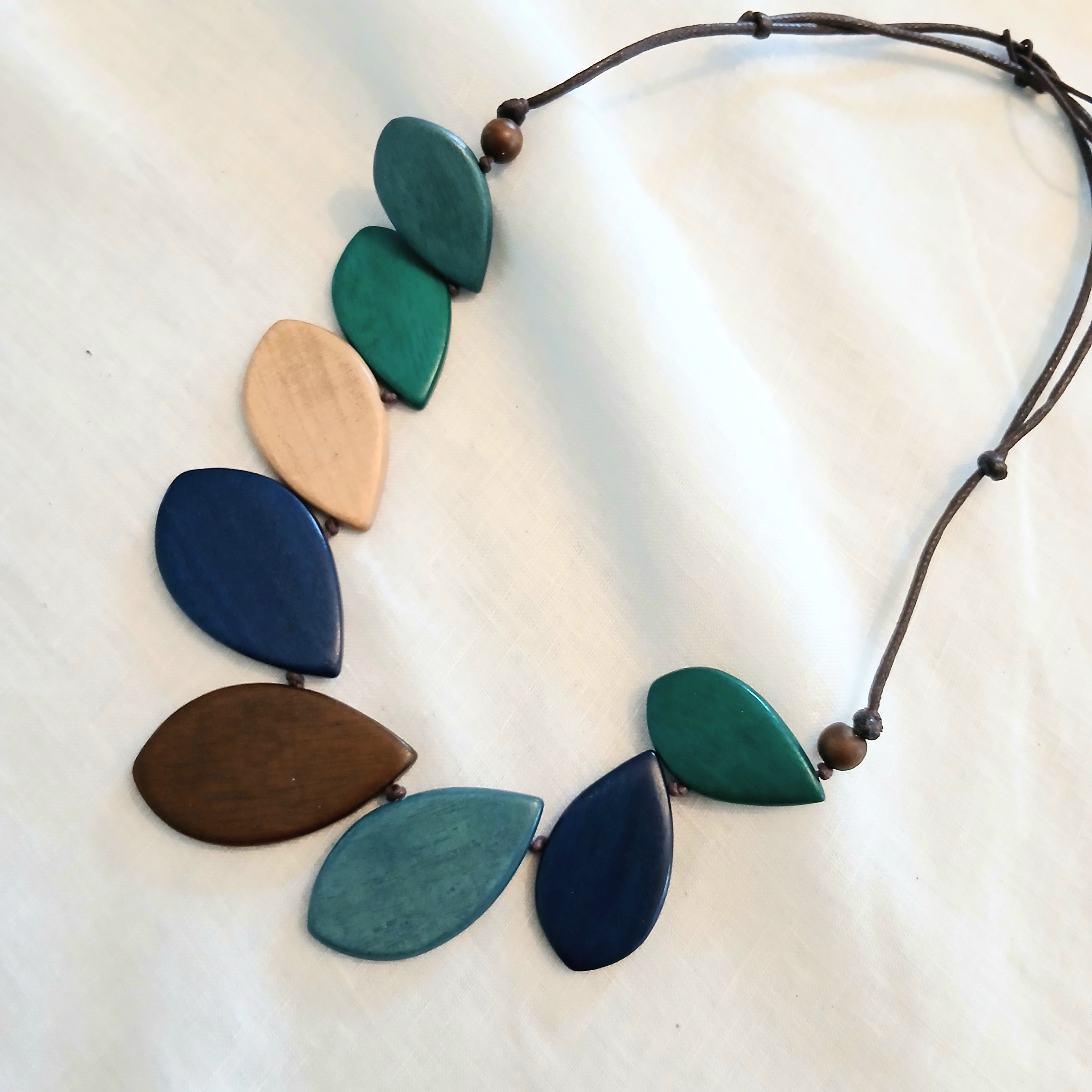 Multi Coloured Tear-Drop Shaped Wooden Beaded Necklace N6-4047CMAY