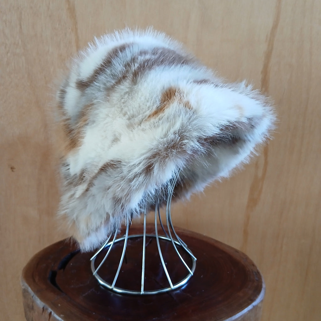 Fluffy Faux Fur Bucket Hat Mixed Print 7522