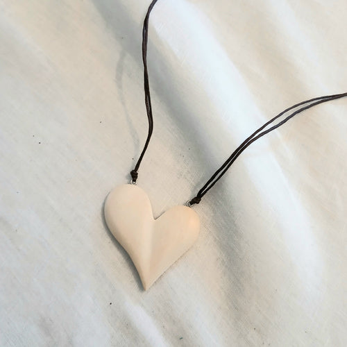 Chunky Wooden Heart Pendant Necklace N6-6071