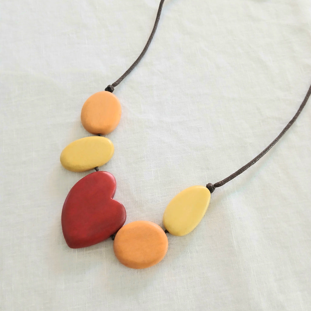 Wooden Heart Pendant and Necklace N7-1456