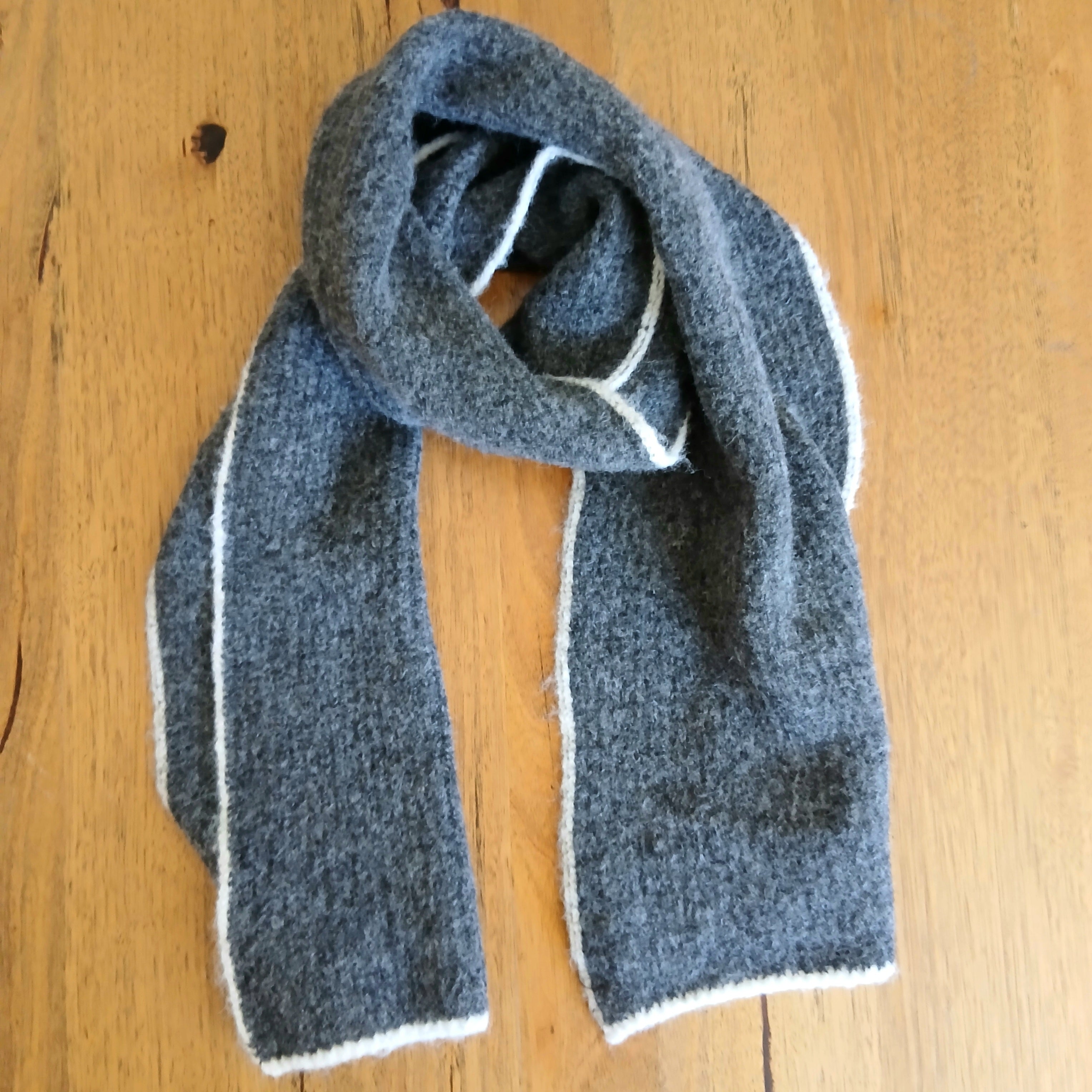 Narrow Thick Scarf 332744