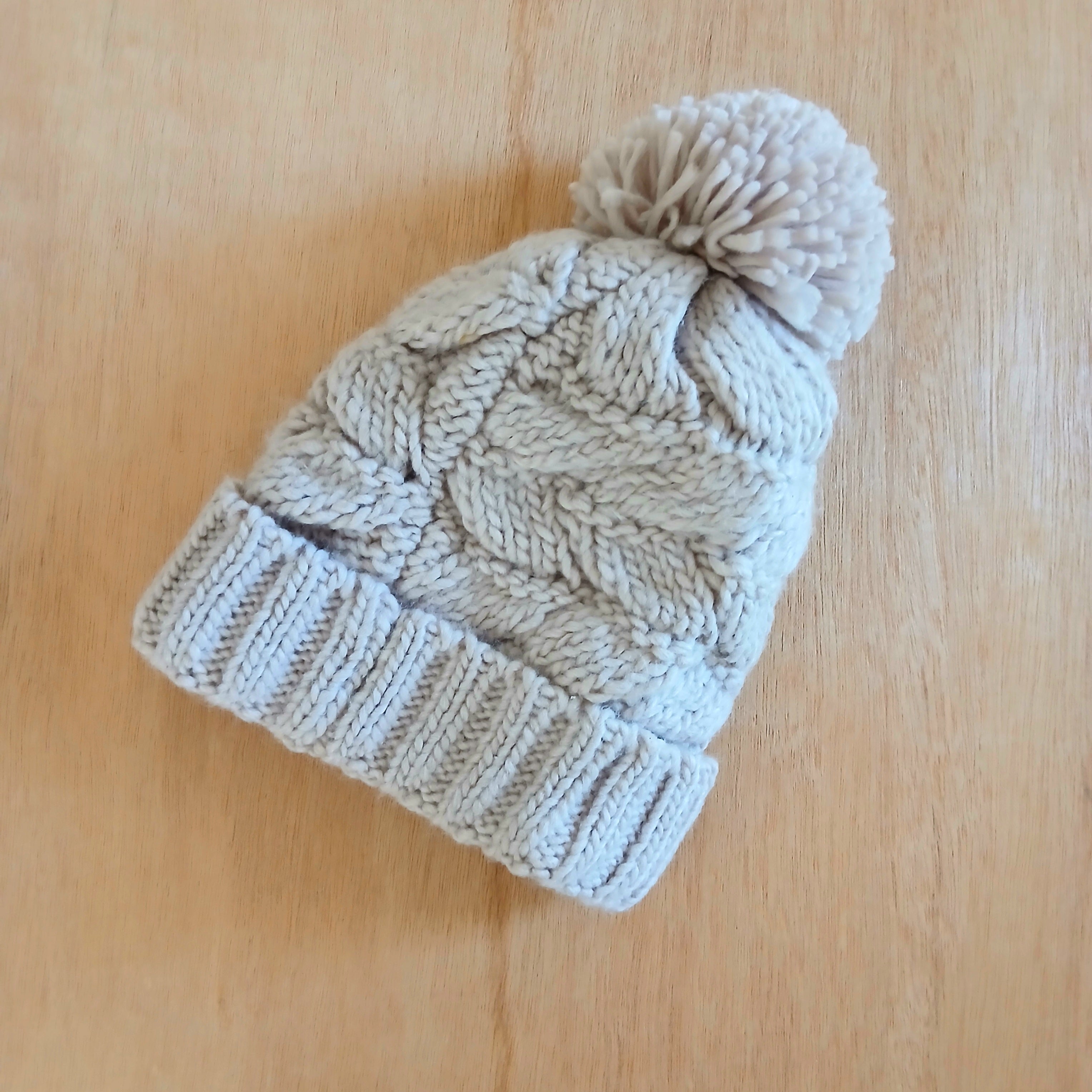 Chunky Cable Knit Beanie - LWK25065